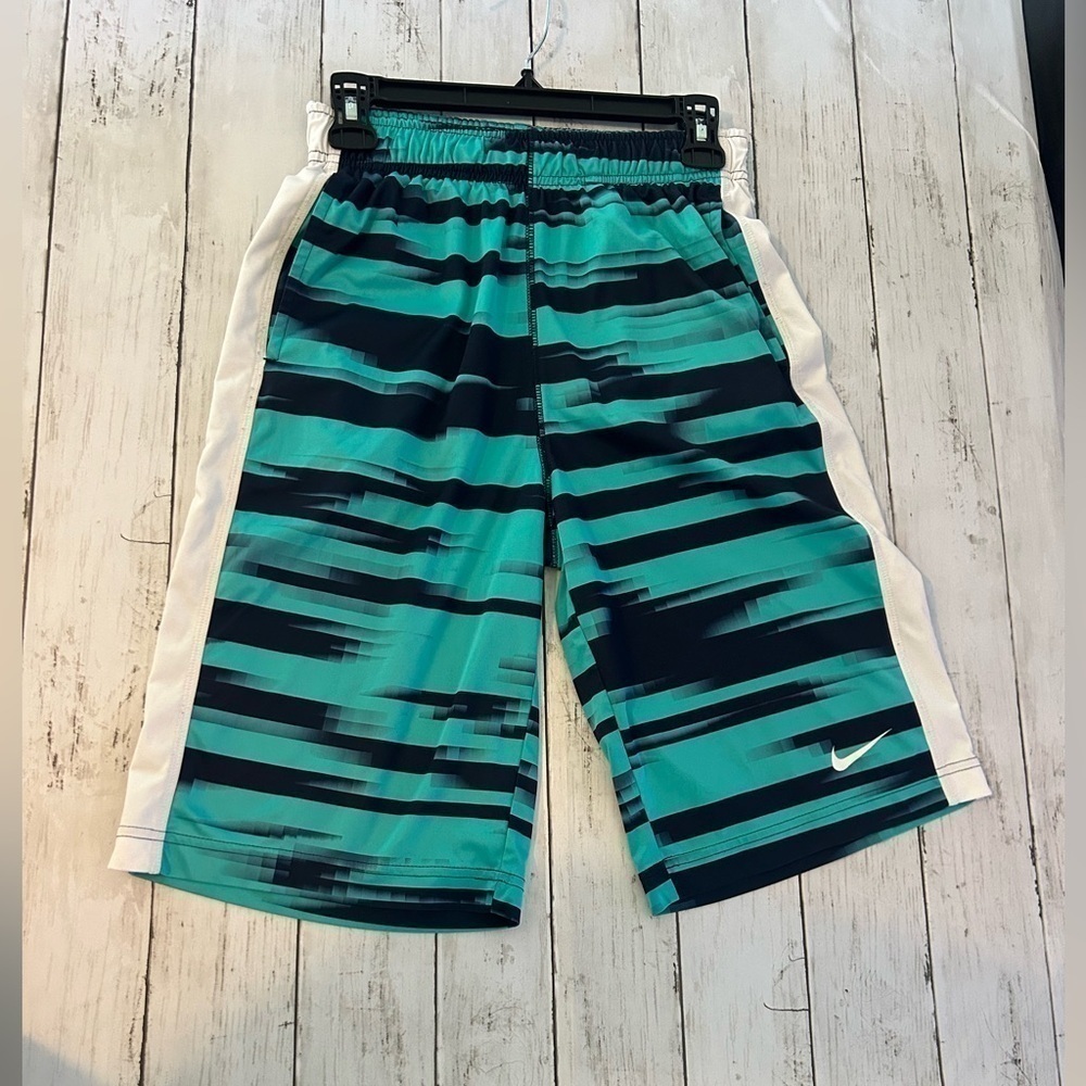 Nike DRI – FIT youth XL teal black-and-white athletic shorts long line